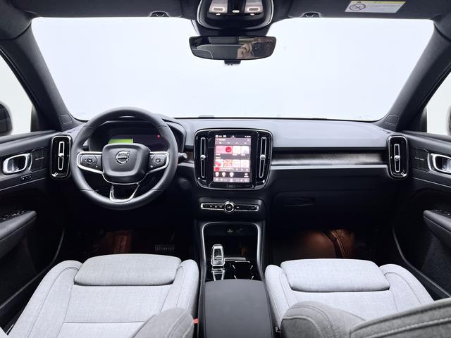 Volvo XC40 2023 thumb 12