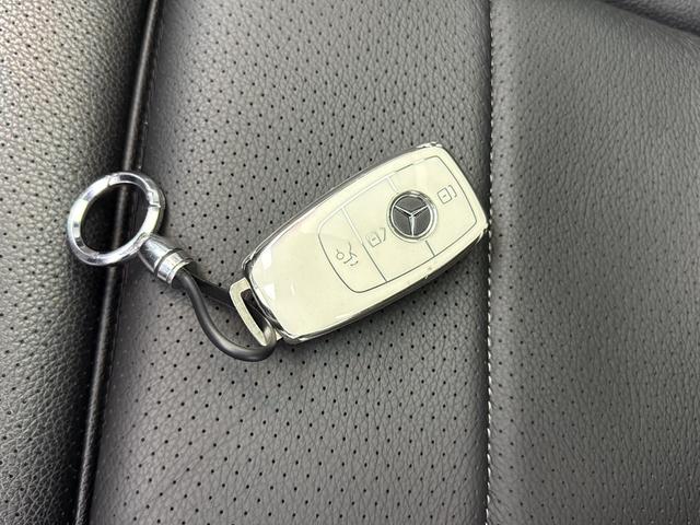 Mercedes-Benz GLC 2022 thumb 9