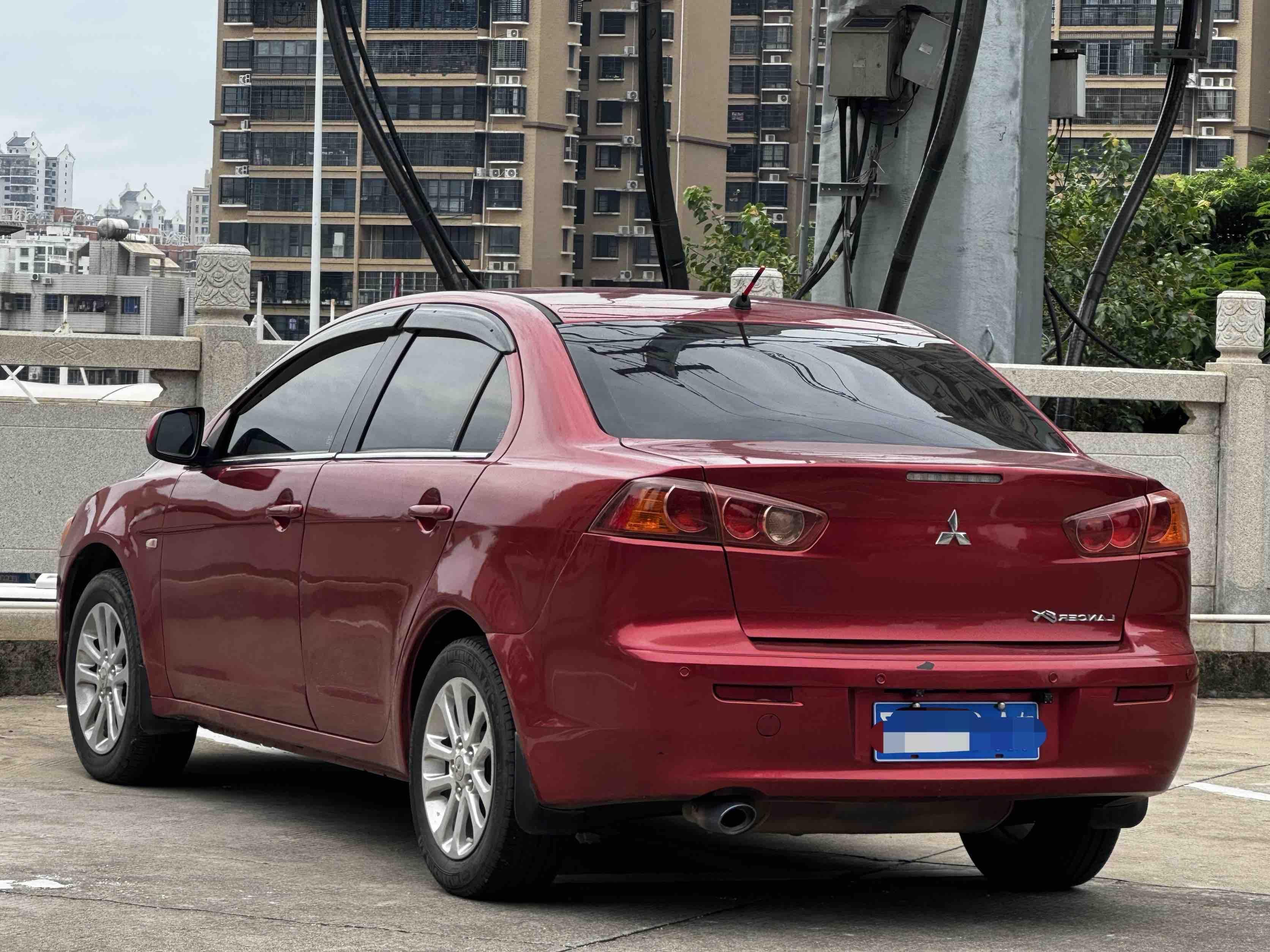 Mitsubishi Yi Shen 2012 thumb 2