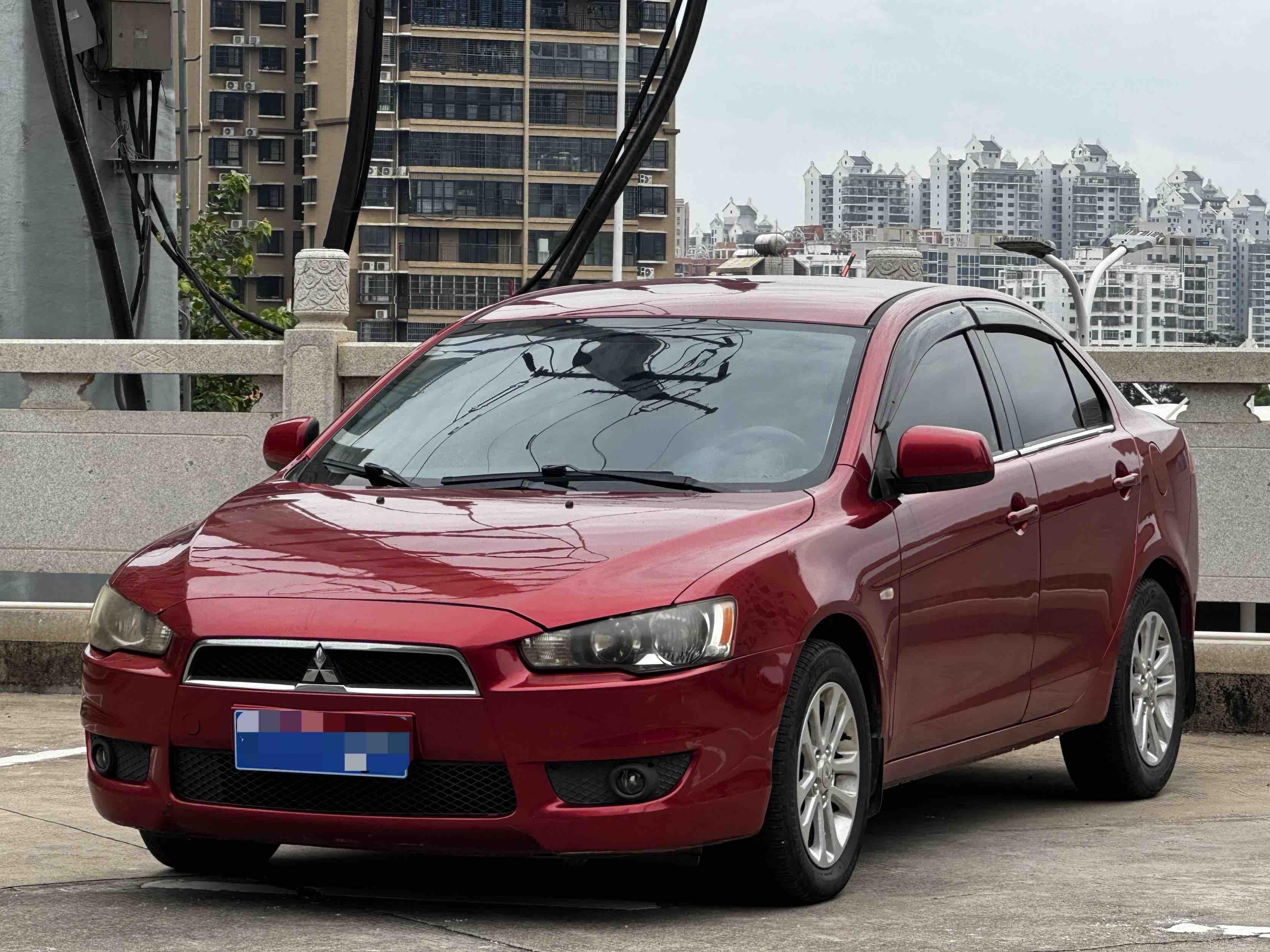 Mitsubishi Yi Shen 2012 thumb 8