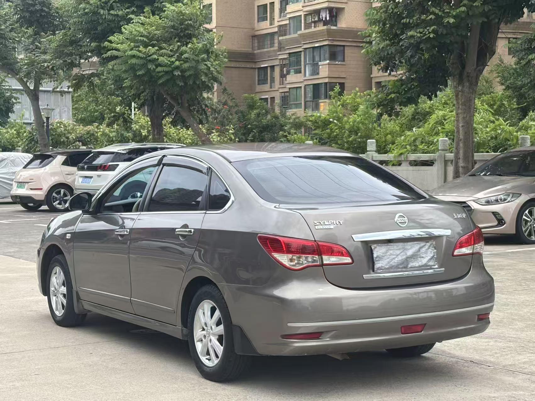 Nissan Sylphy 2012 thumb 11