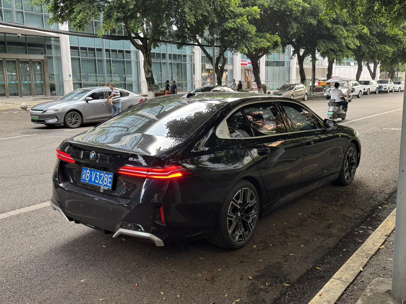 BMW 5 серии 2024 thumb 4