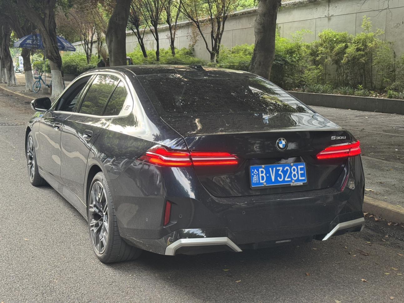 BMW 5 серии 2024 thumb 12