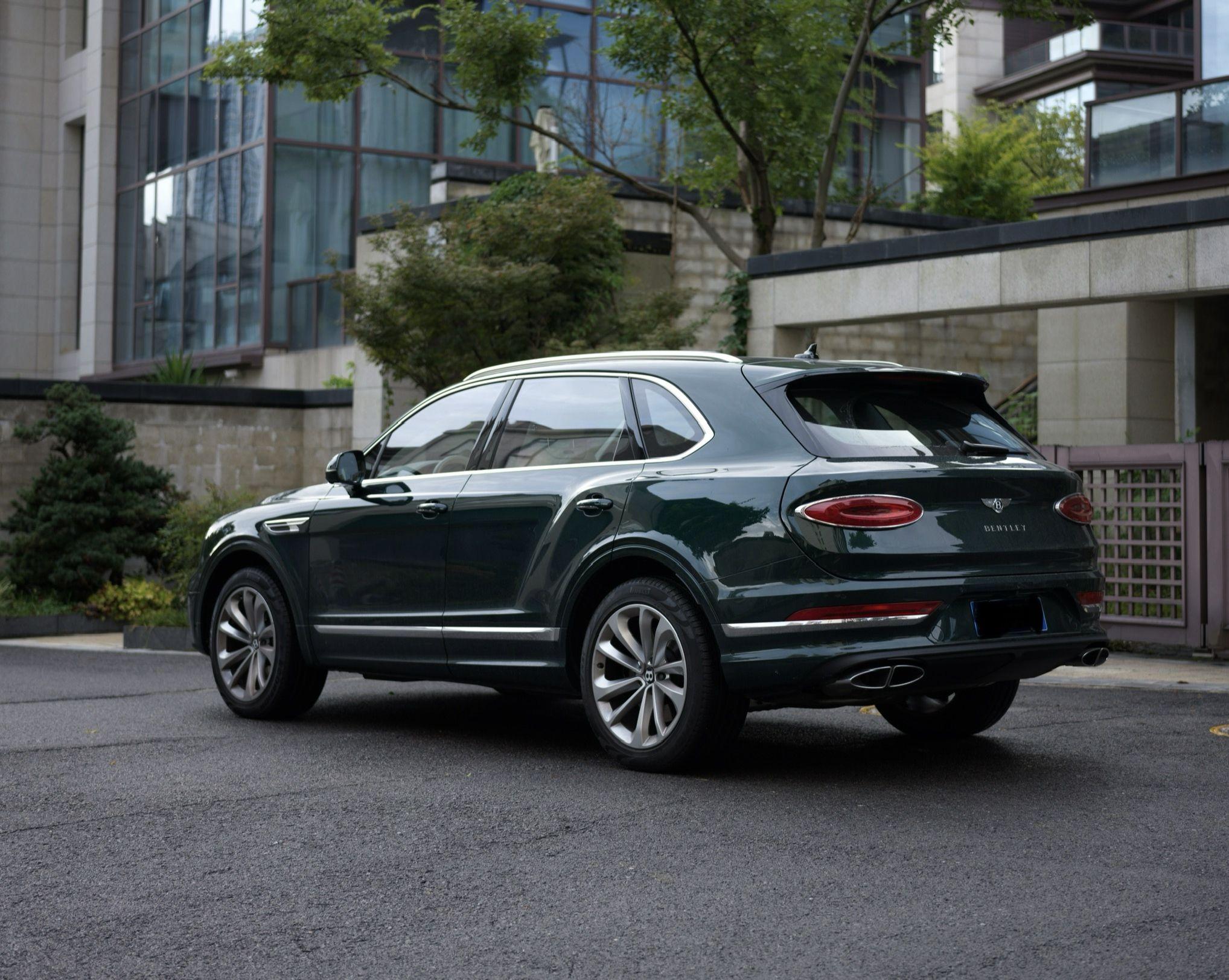 Bentley Tian Yue 2024 thumb 2