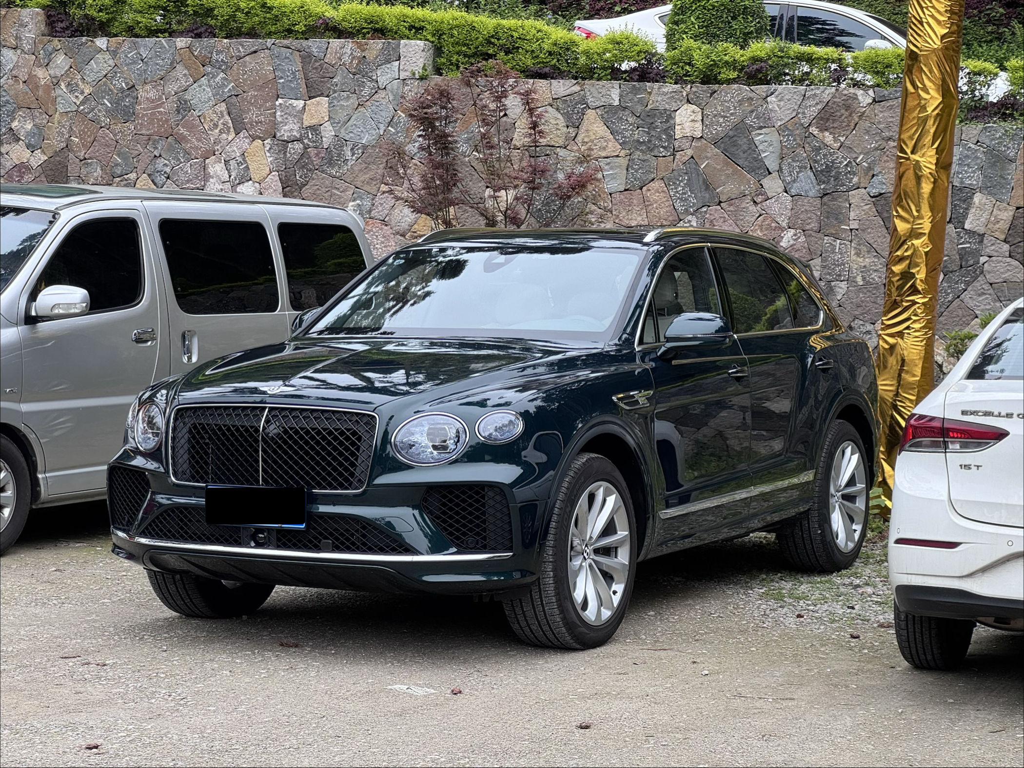 Bentley Tian Yue 2024 thumb 8