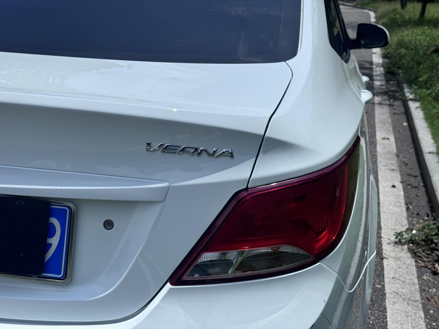 Hyundai Solaris 2014 thumb 7
