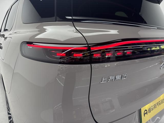 IM Motors (Zhiji) LS8 2026 thumb 11