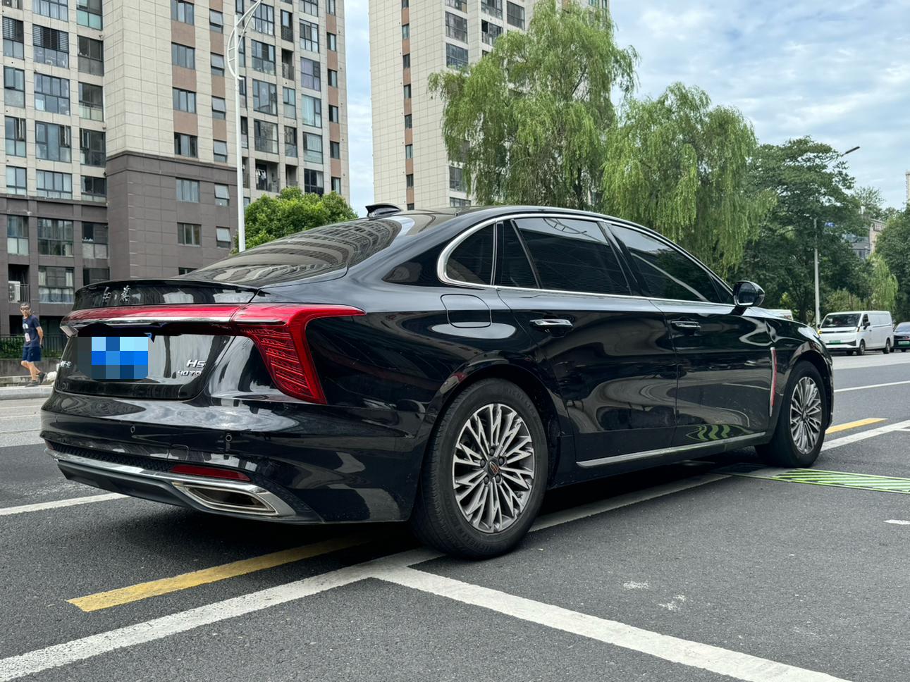 Hongqi H5 2023 thumb 4