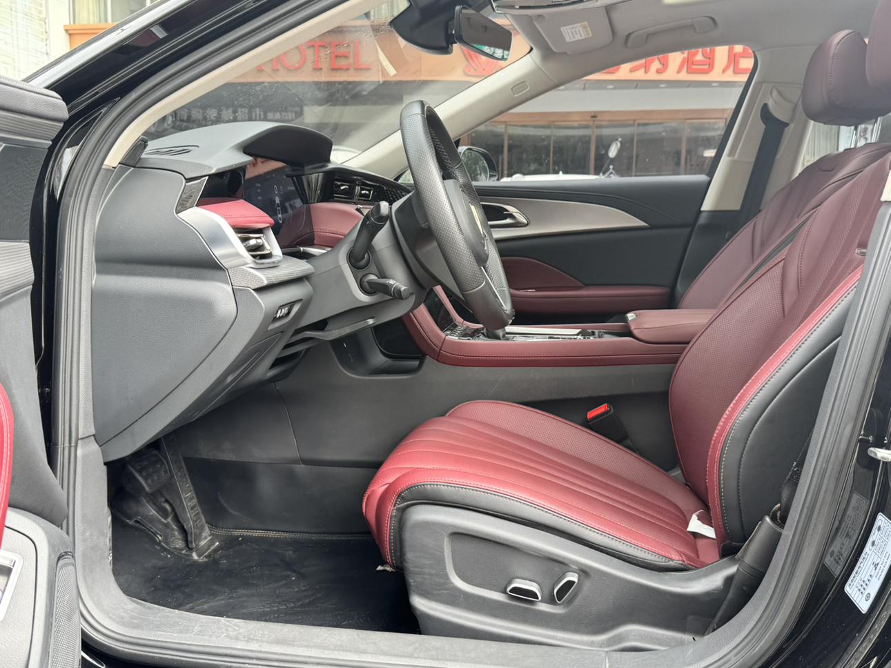Hongqi H5 2023 thumb 10