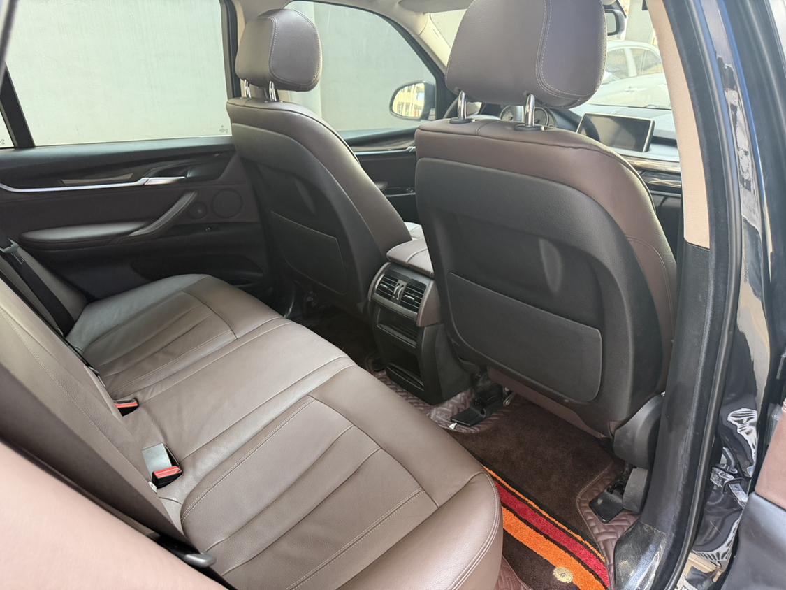 BMW X5 2014 thumb 10