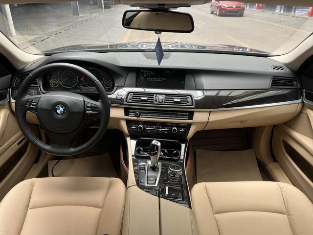 BMW 5 серии 2013 thumb 4