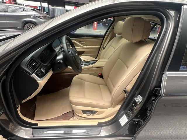 BMW 5 серии 2013 thumb 9