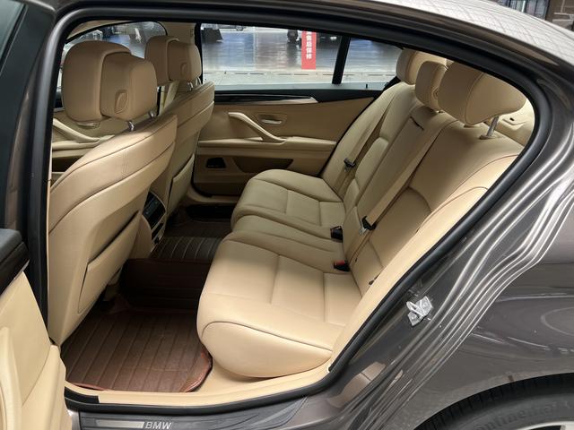 BMW 5 серии 2013 thumb 10