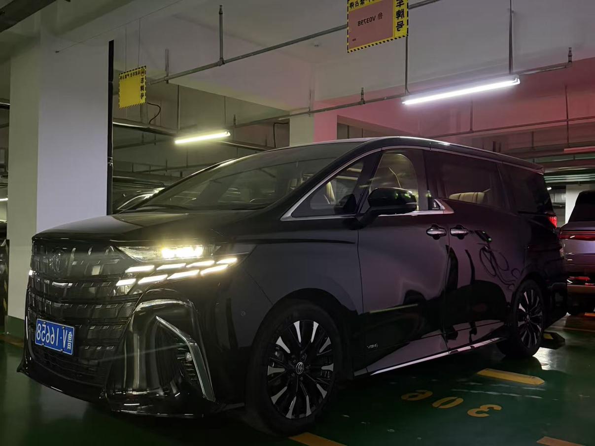 Toyota Alphard 2024 thumb 12