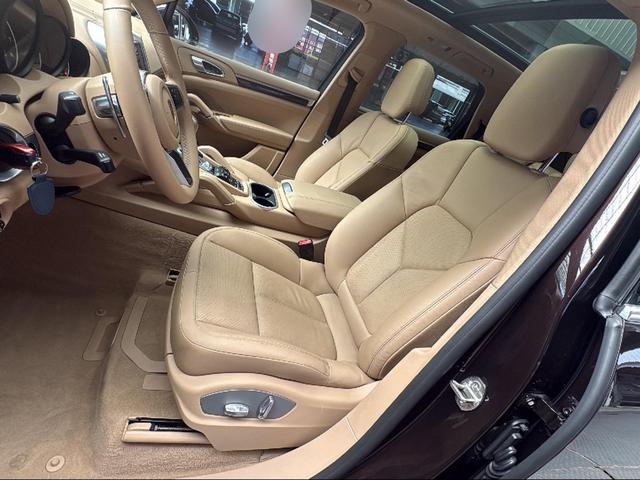 Porsche Cayenne 2016 thumb 8