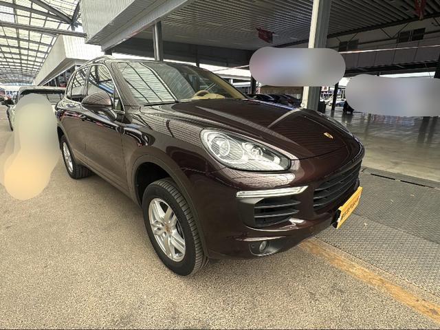 Porsche Cayenne 2016 thumb 12