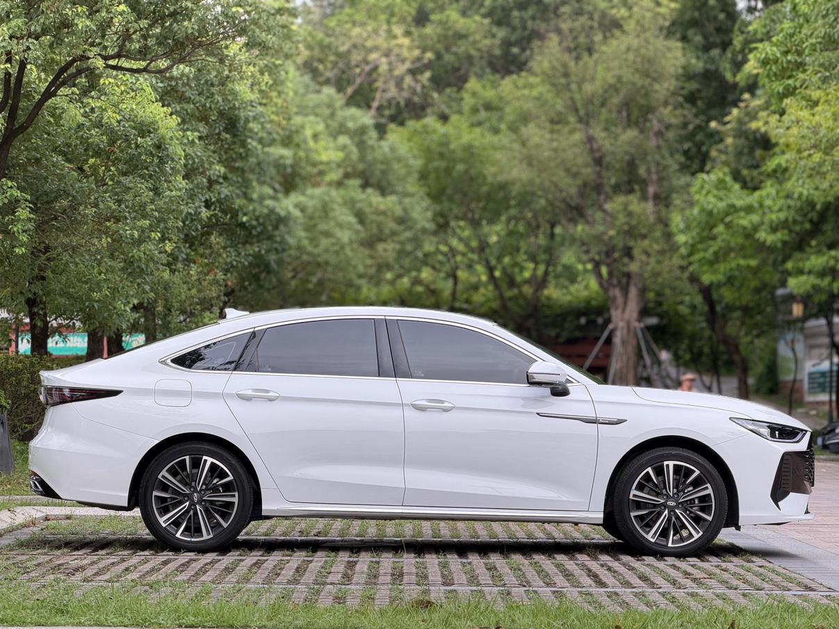 Chery Arrizo 8 PRO 2025 thumb 6