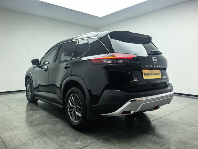 Nissan X-Trail 2021 thumb 3