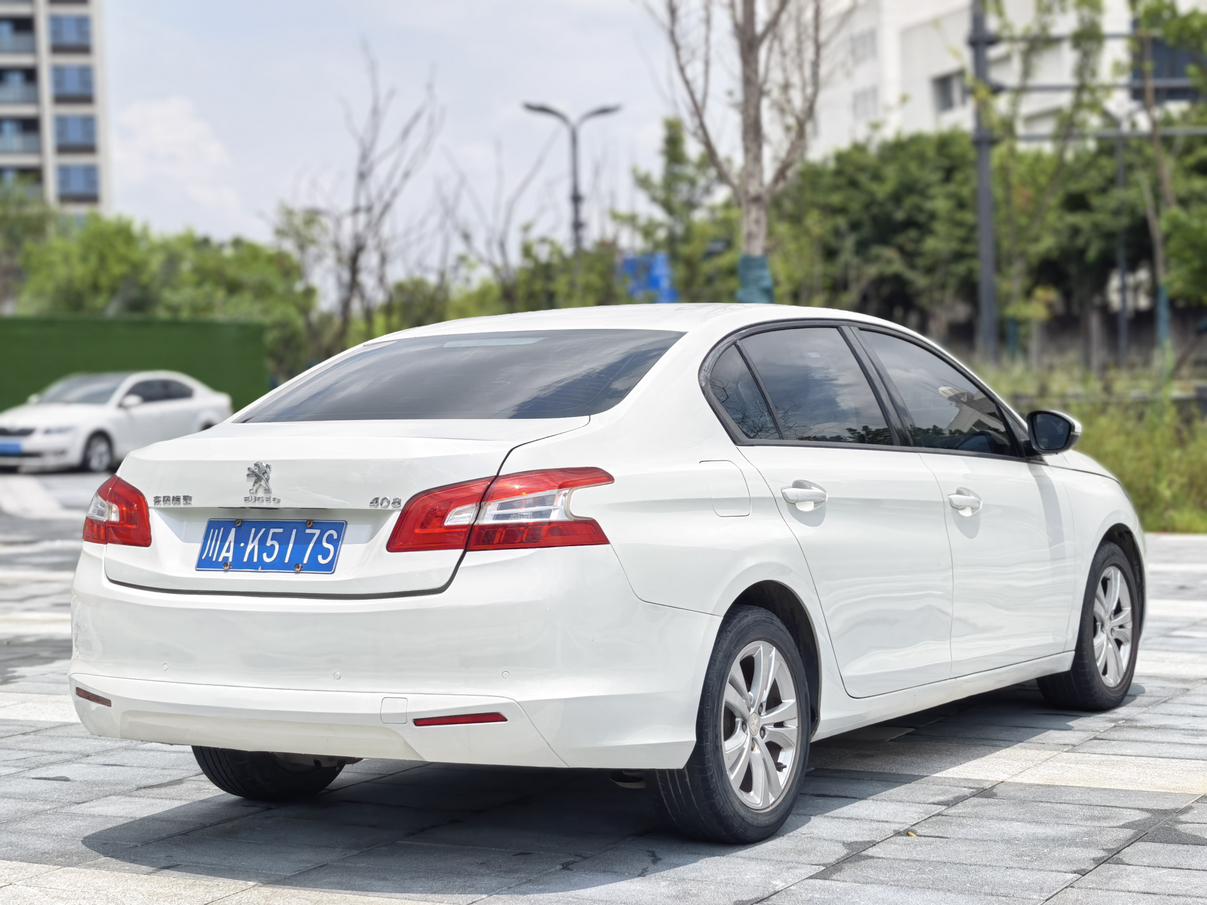 Peugeot 408 2014 thumb 4