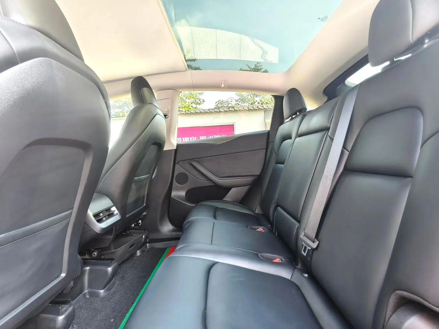 Tesla Model Y 2022 thumb 7