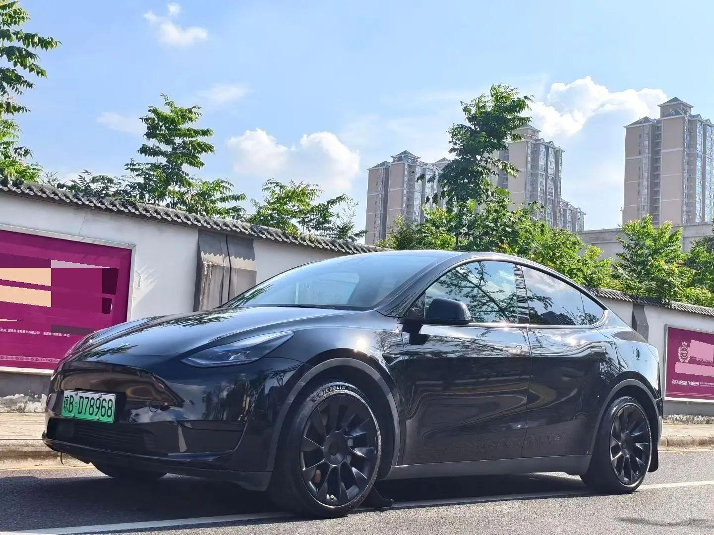 Tesla Model Y 2022 thumb 8