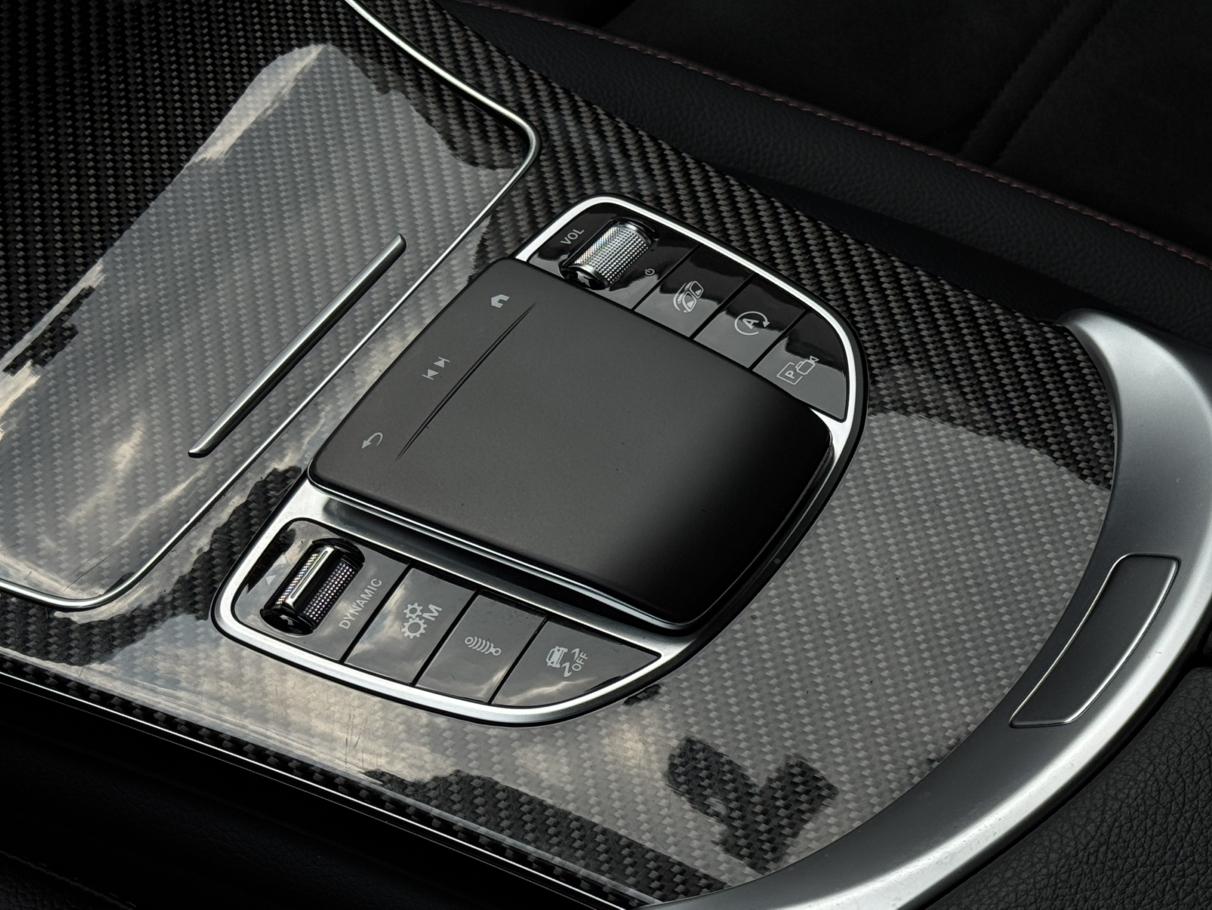 Mercedes-Benz GLC AMG 2022 thumb 10