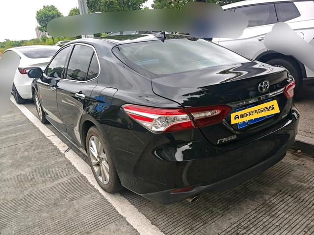 Toyota Camry 2021 thumb 2