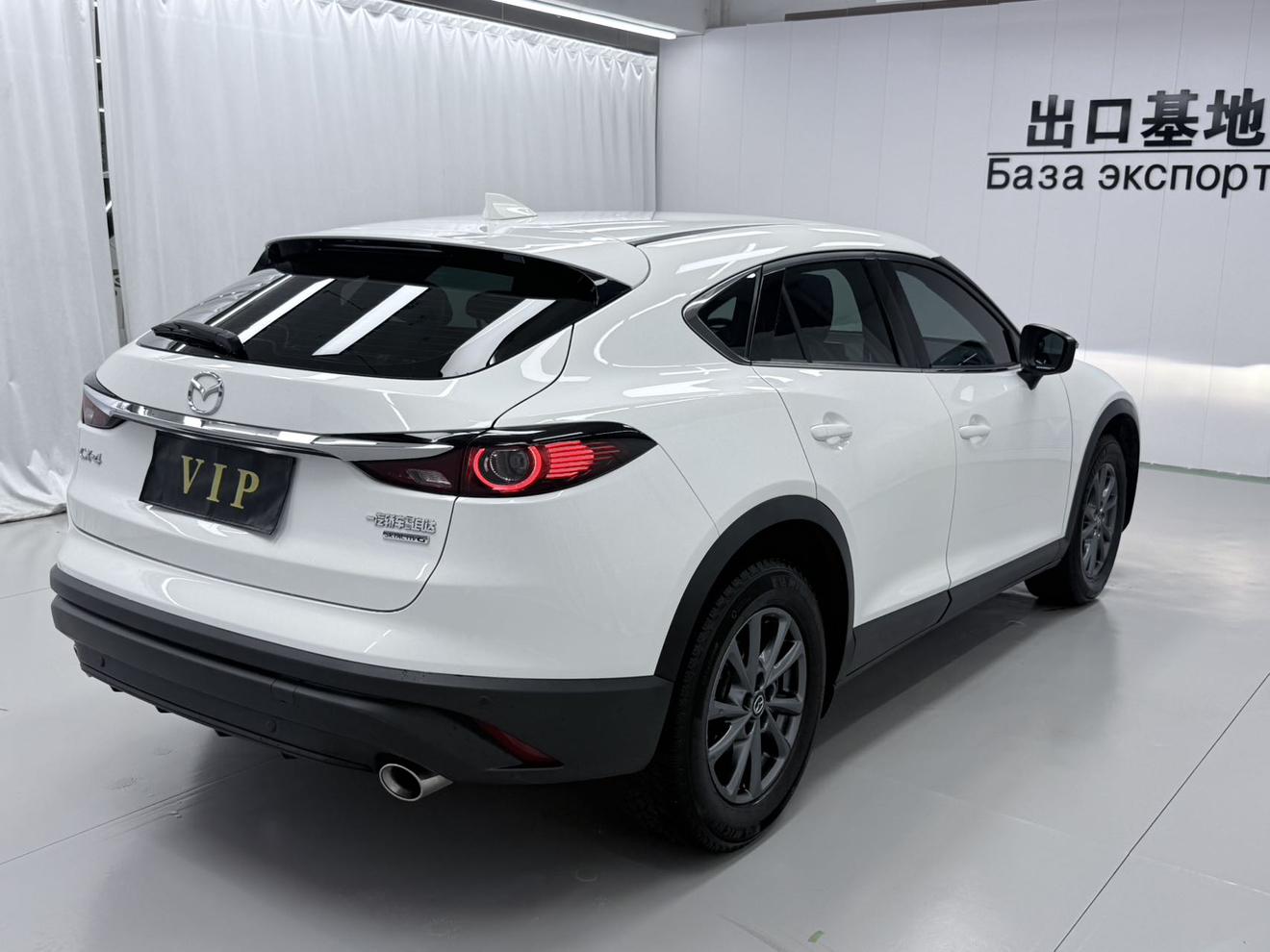 Mazda CX-4 2021 thumb 4