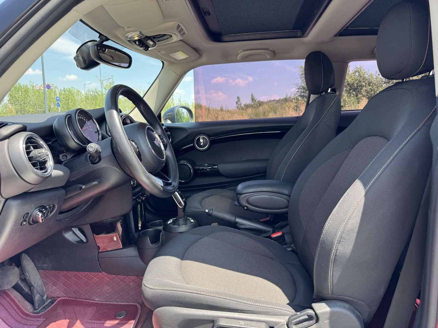Mini Hatch 2019 thumb 6