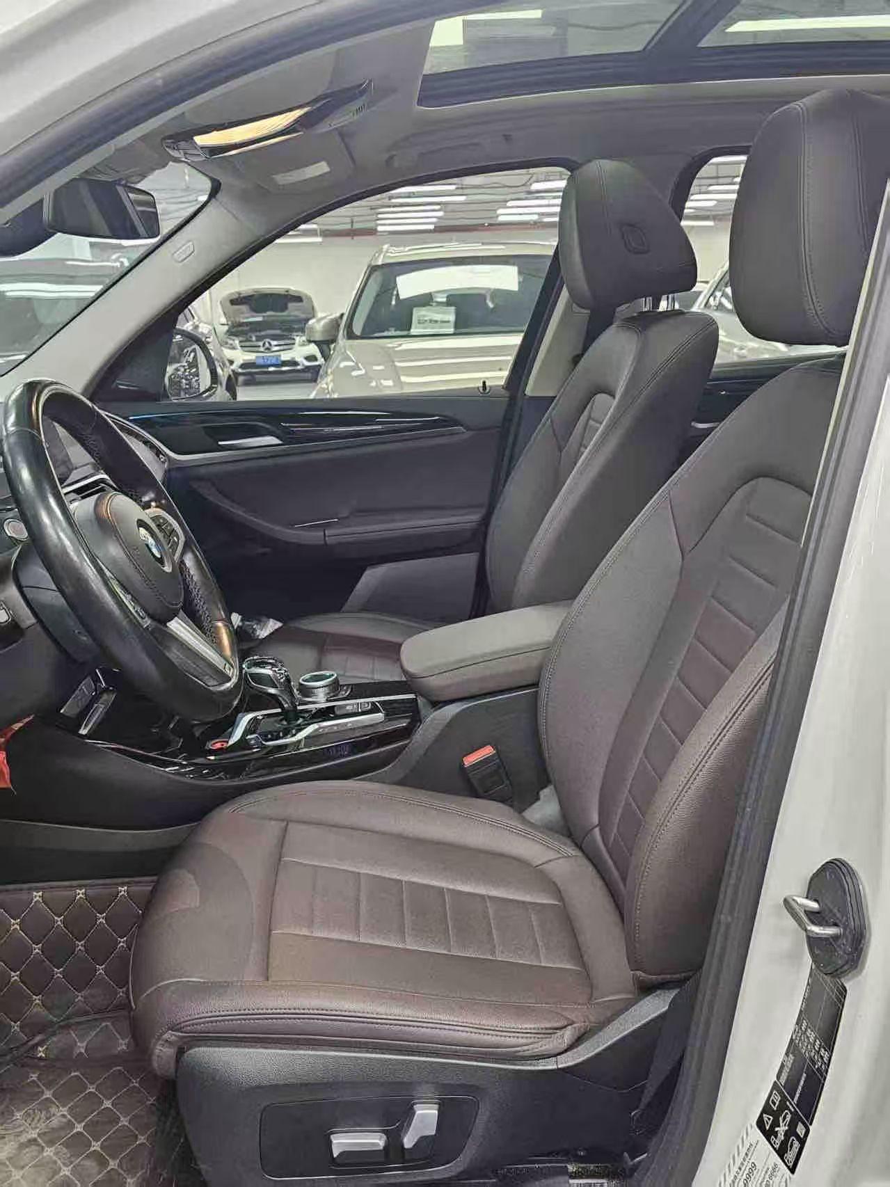 BMW X3 2018 thumb 8