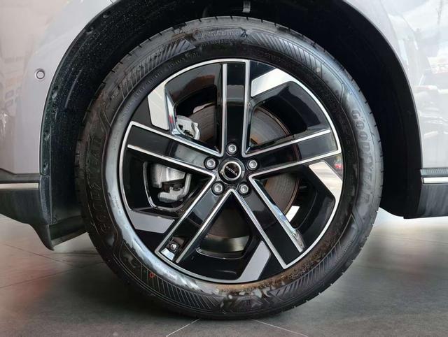 Volvo XC70 2026 thumb 6