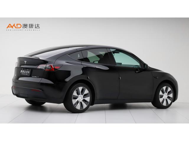 Tesla Model Y 2022 thumb 12