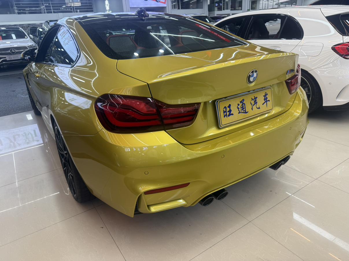 BMW M4 2019 thumb 2