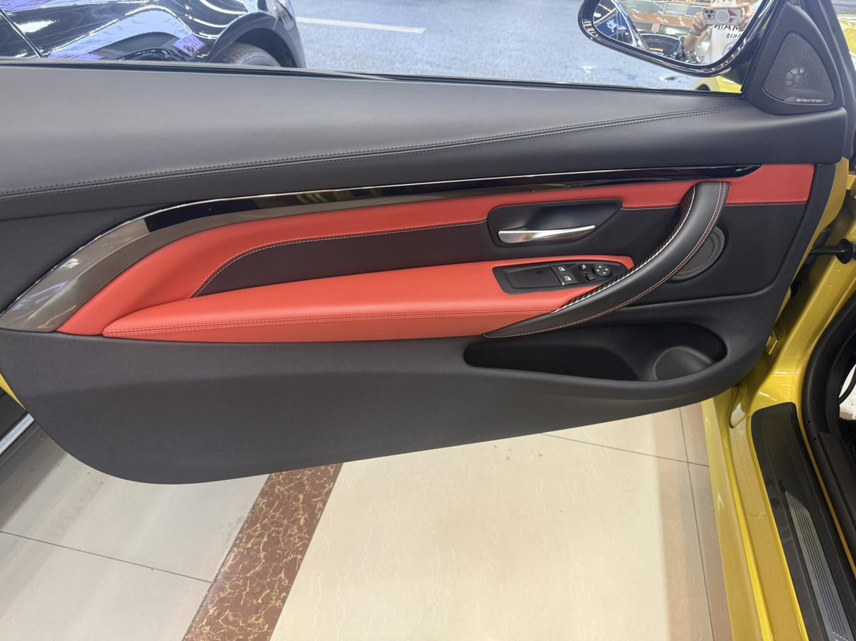 BMW M4 2019 thumb 12