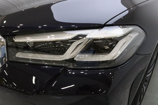 BMW 5 серии 2023 thumb 10