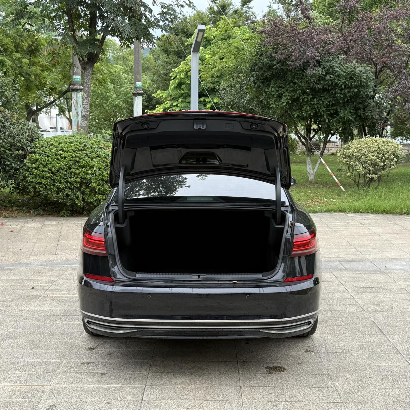 Volkswagen Passat (North America and China) 2022 thumb 5