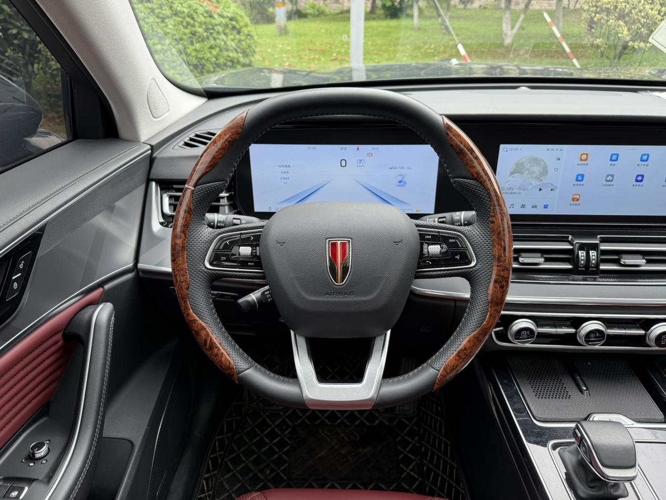 Hongqi HS5 2023 thumb 10