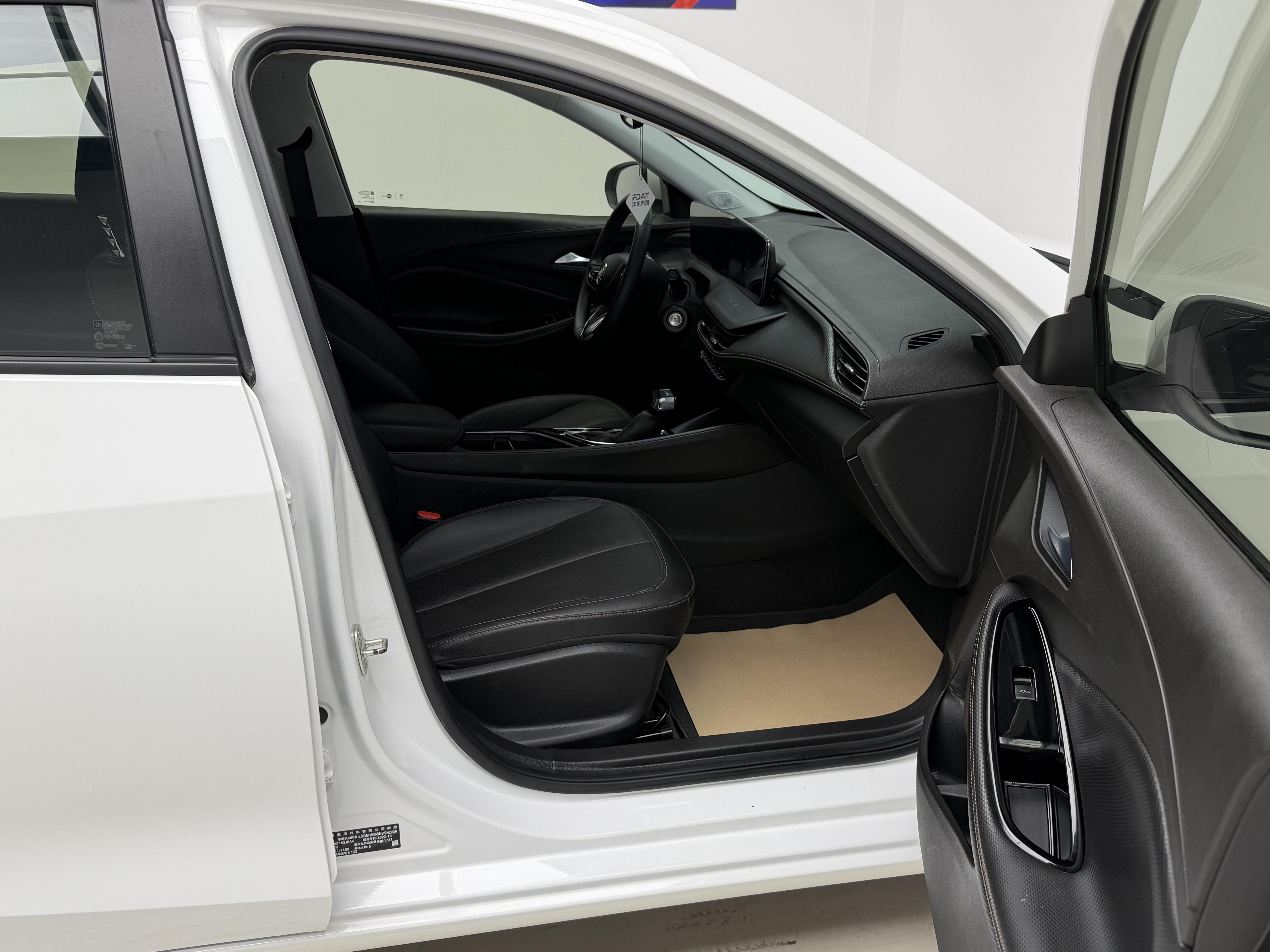 Buick Verano 2023 thumb 7