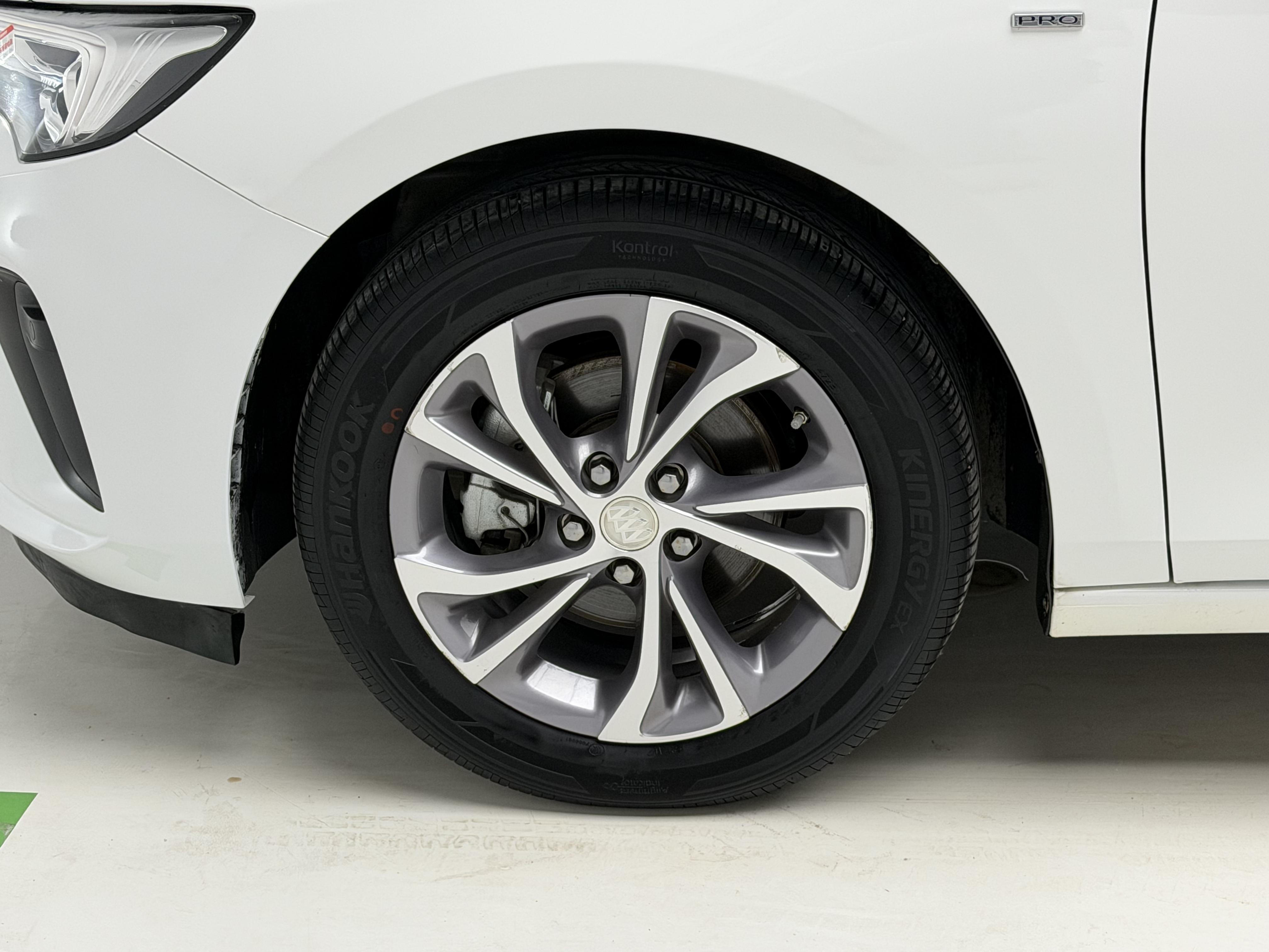 Buick Verano 2023 thumb 8