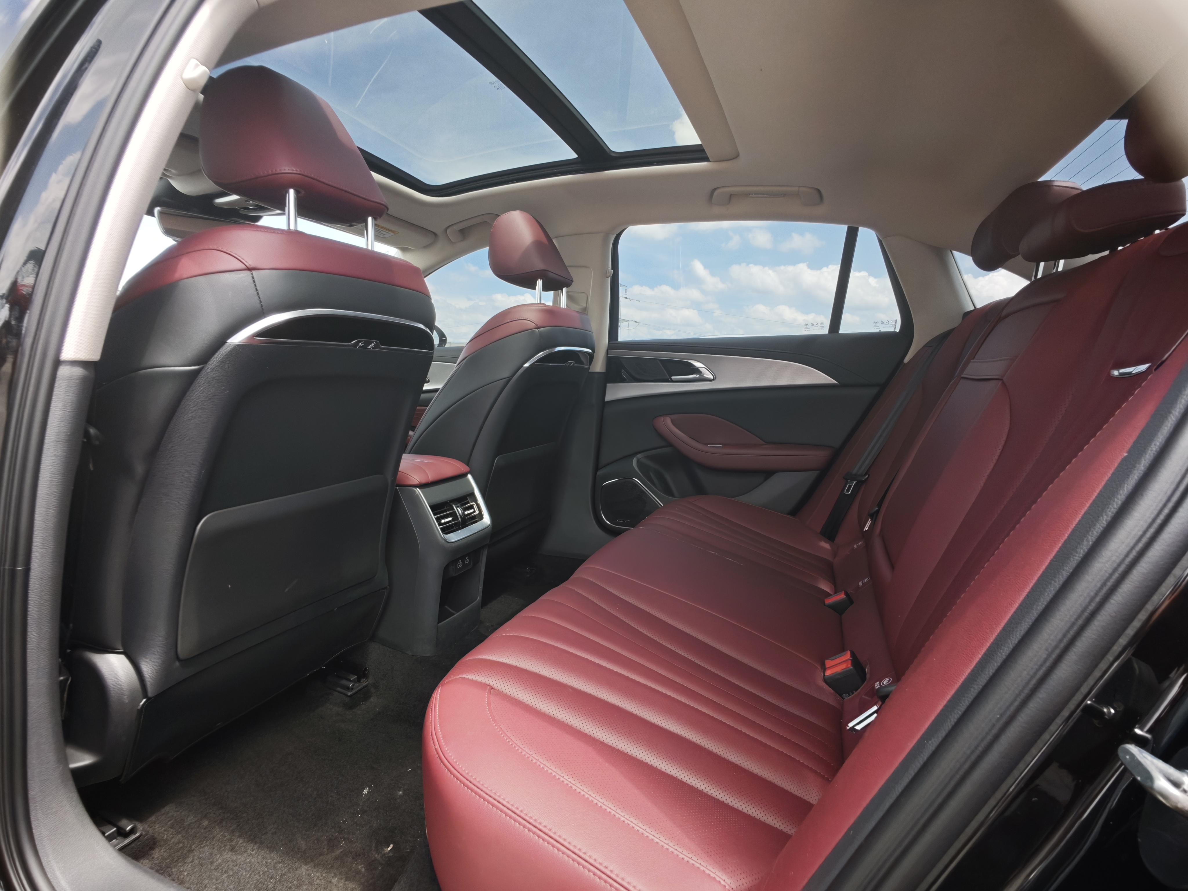 Hongqi H5 2023 thumb 9
