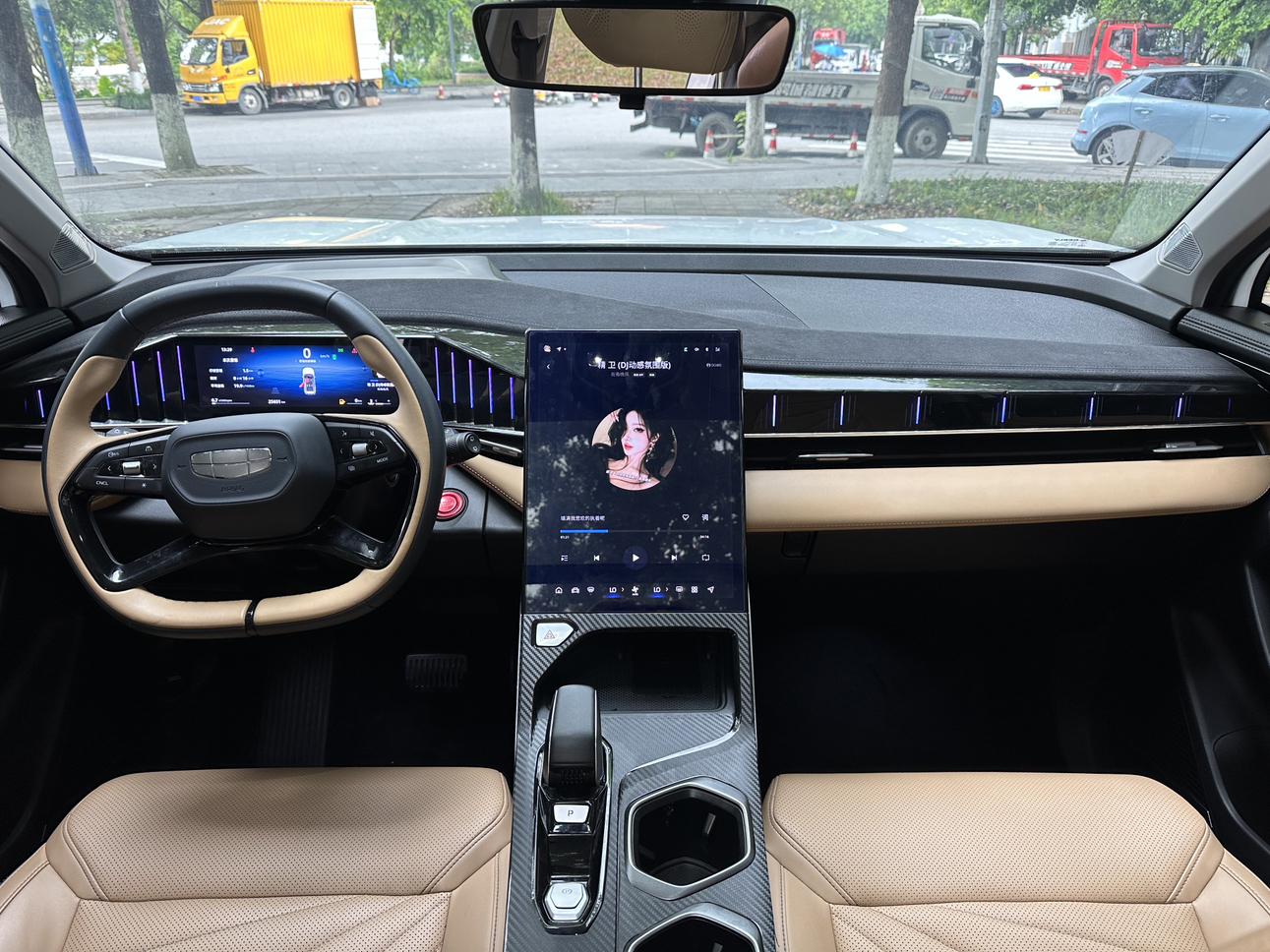Geely Boyue L 2023 thumb 10