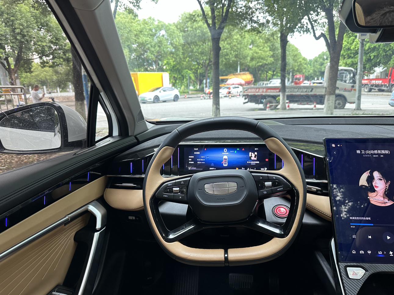 Geely Boyue L 2023 thumb 11