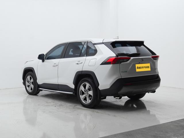 Toyota RAV4 2021 thumb 3