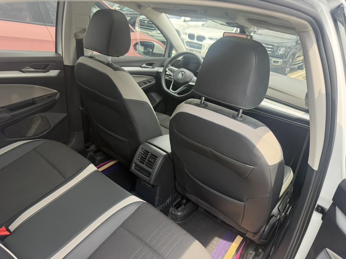 Volkswagen Golf Sportsvan 2023 thumb 7