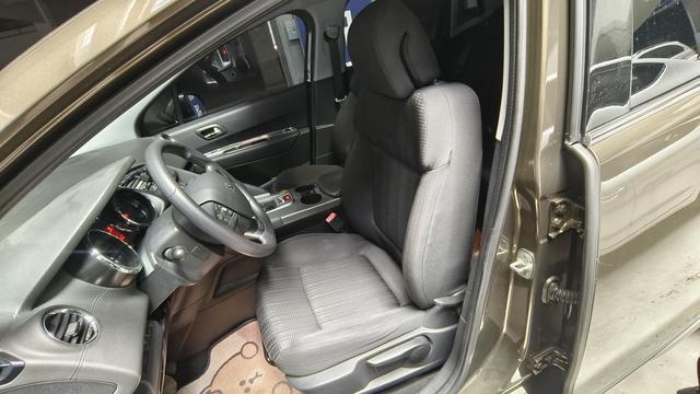 Peugeot 3008 2016 thumb 8