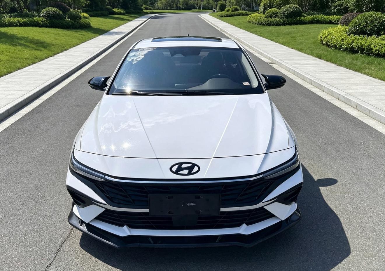 Hyundai Elantra 2023 thumb 9