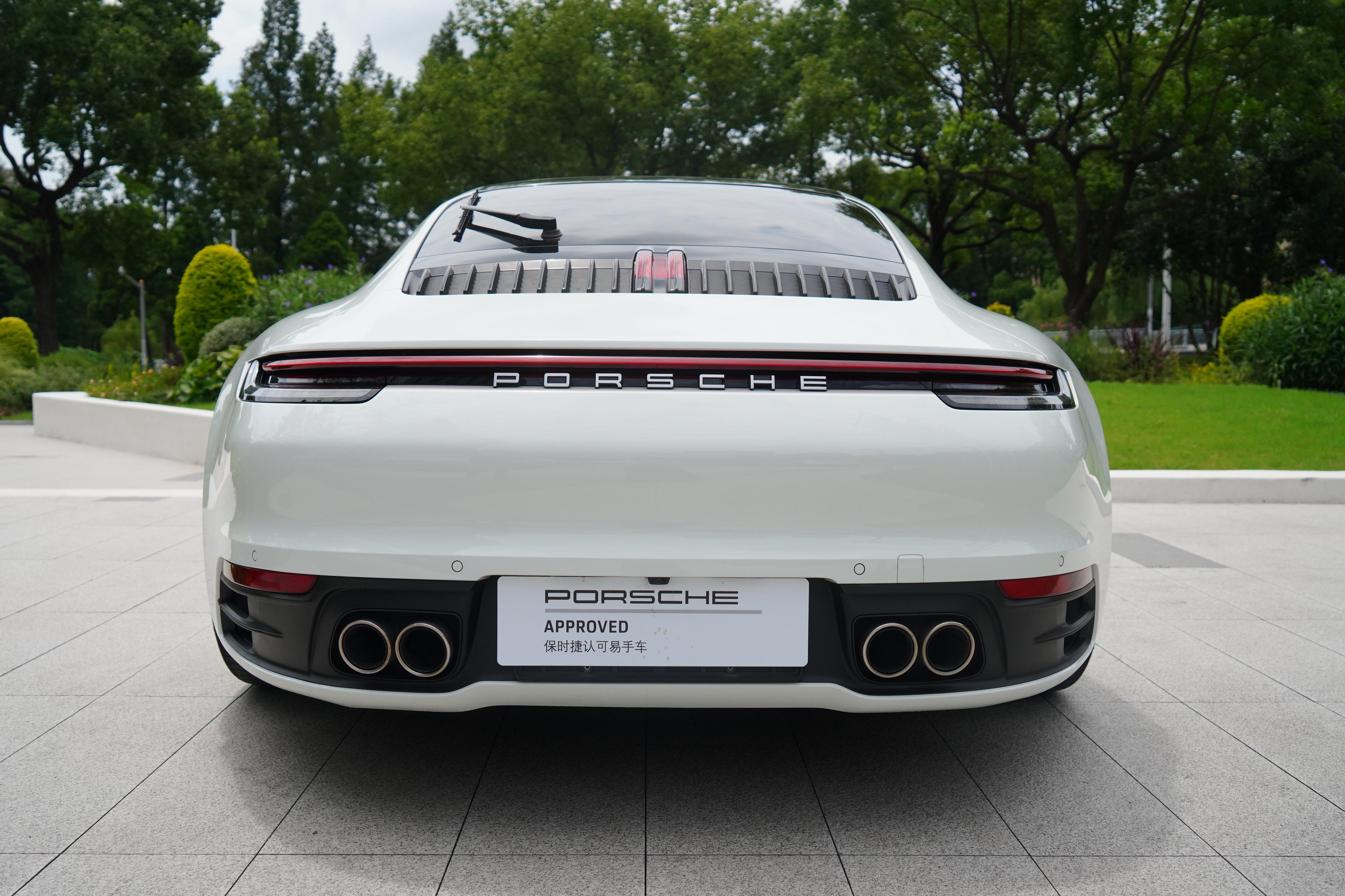 Porsche 911 2025 thumb 4