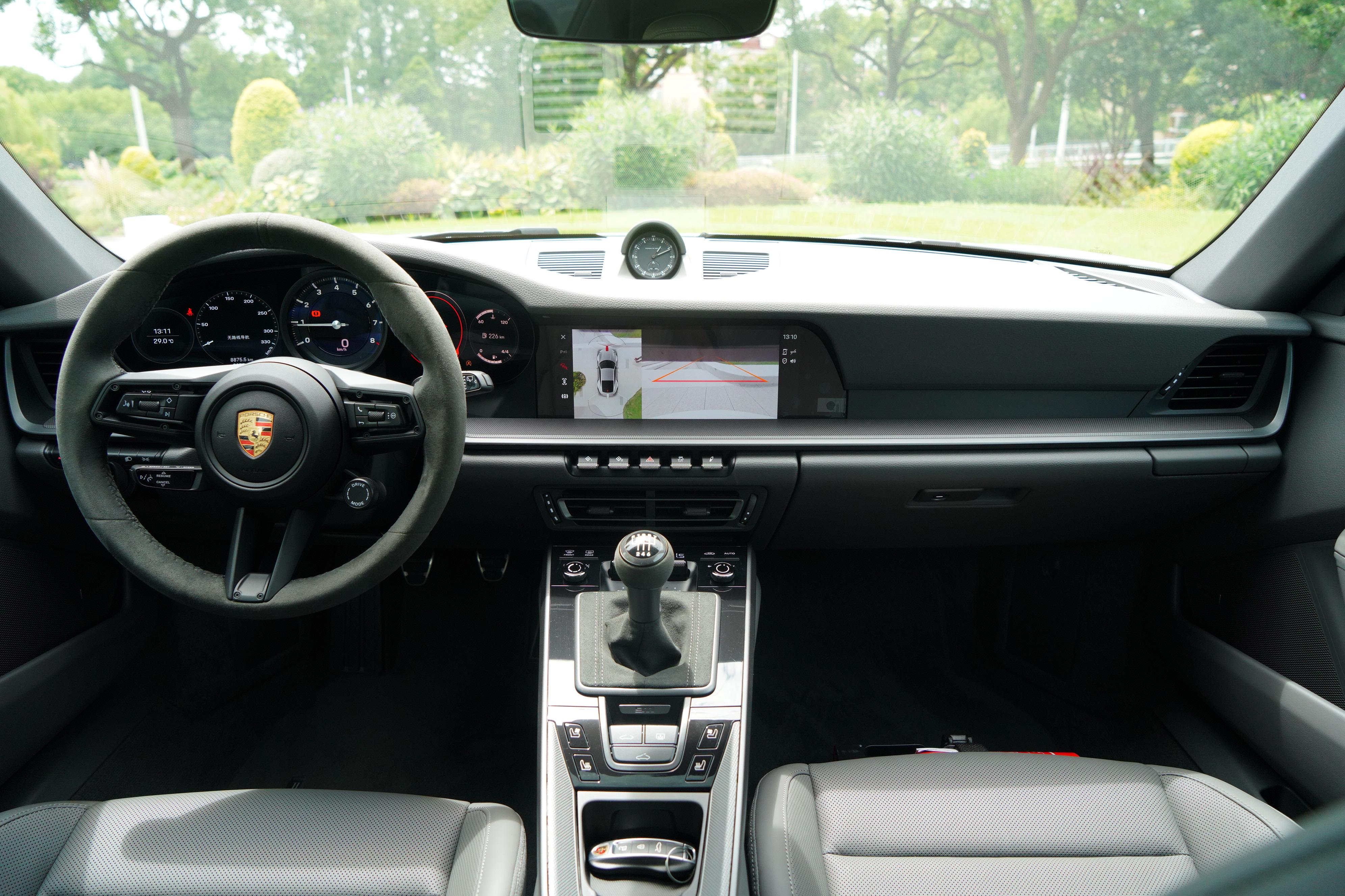 Porsche 911 2025 thumb 9