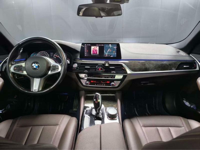 BMW 5 серии 2019 thumb 5
