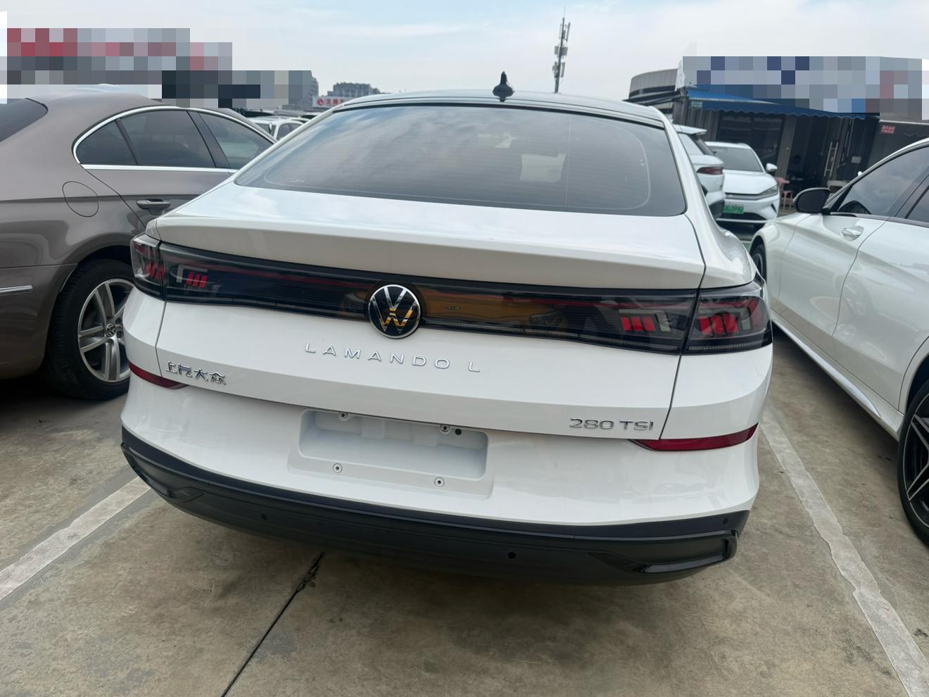 Volkswagen Lamando 2022 thumb 3